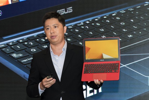 Asus stellt das X205 auf der Ifa vor. (Bild: Golem.de)